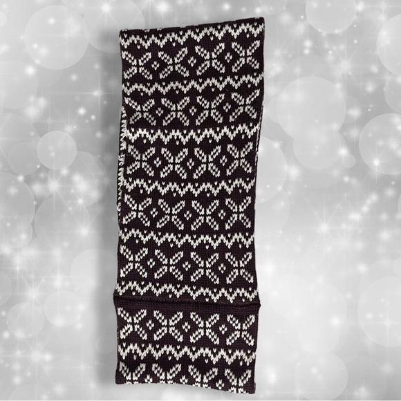 Arctic Print Infinity Scarf - Purple/White - Picture 10 of 15